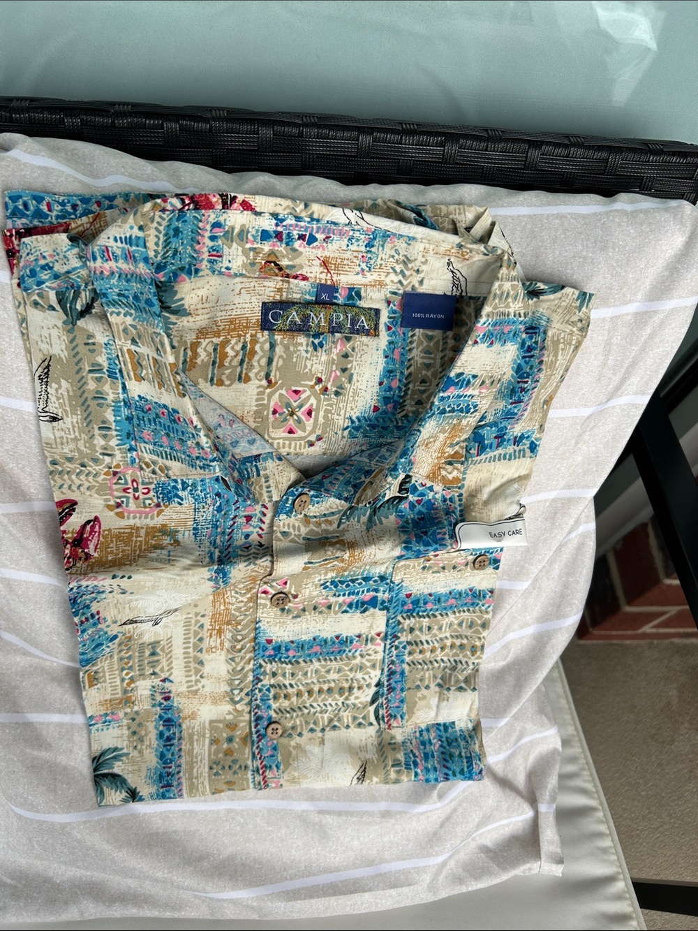 Campia mods Short-Sleeve Button-Up Shirt in Teal & Beige Abstract Print
